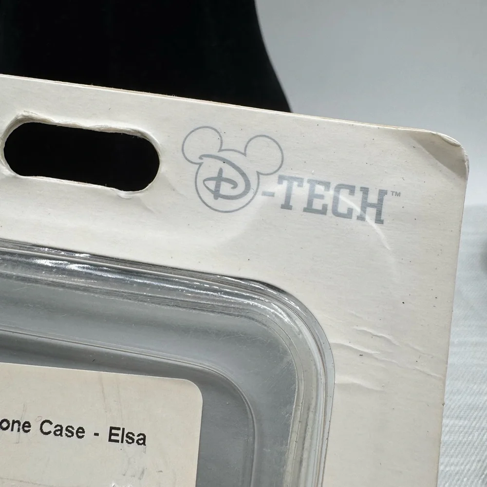 Disney iPhone XS MAX Case Elsa Fearless Design clear with blue & purple NIP